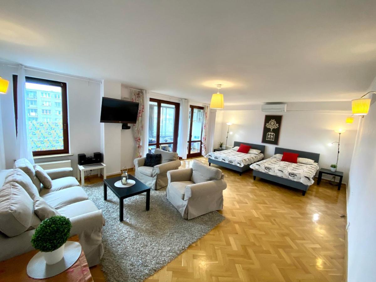 Center Warsaw - Apartmenty Jana Pawla II Exterior photo