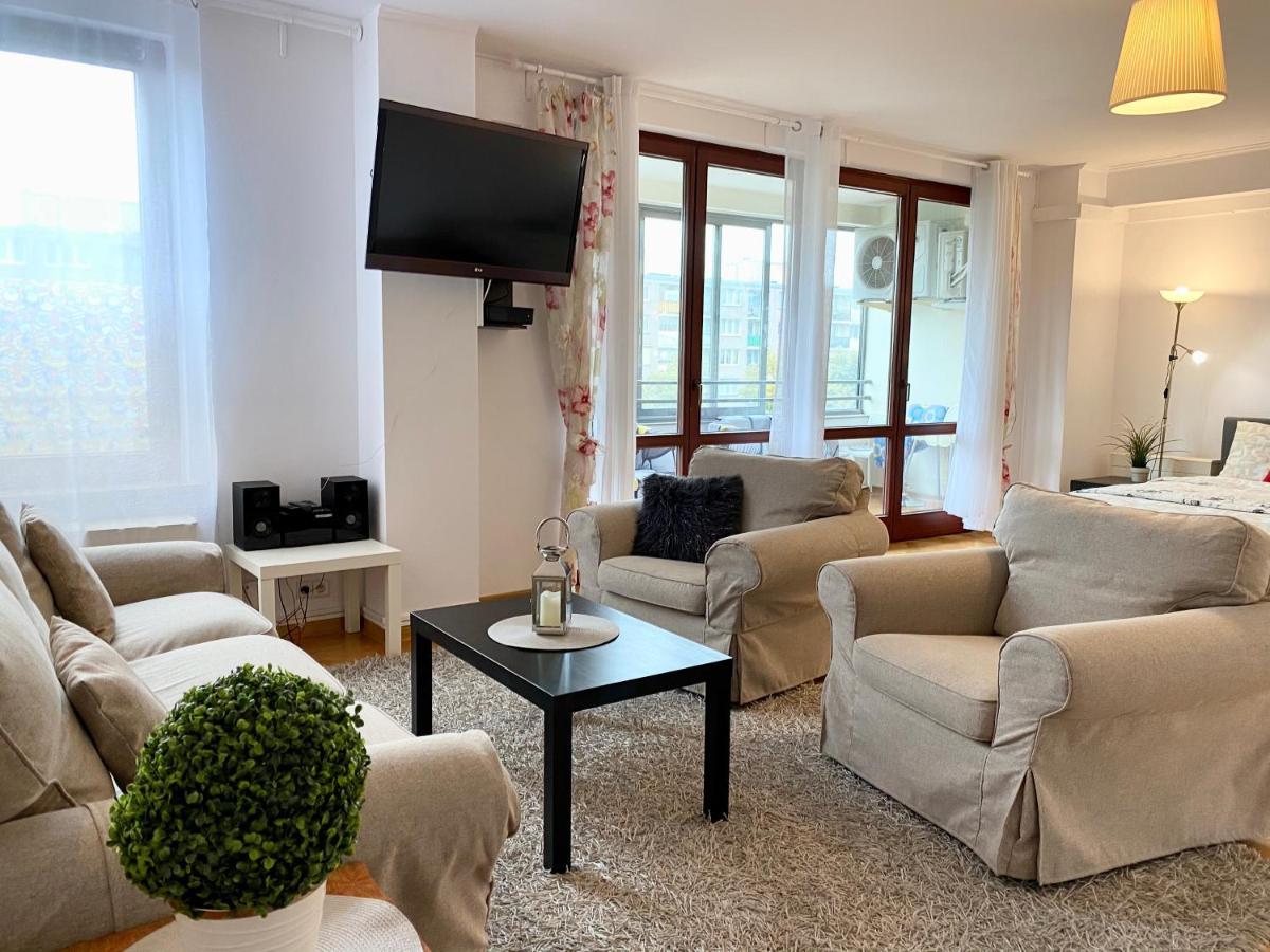 Center Warsaw - Apartmenty Jana Pawla II Exterior photo